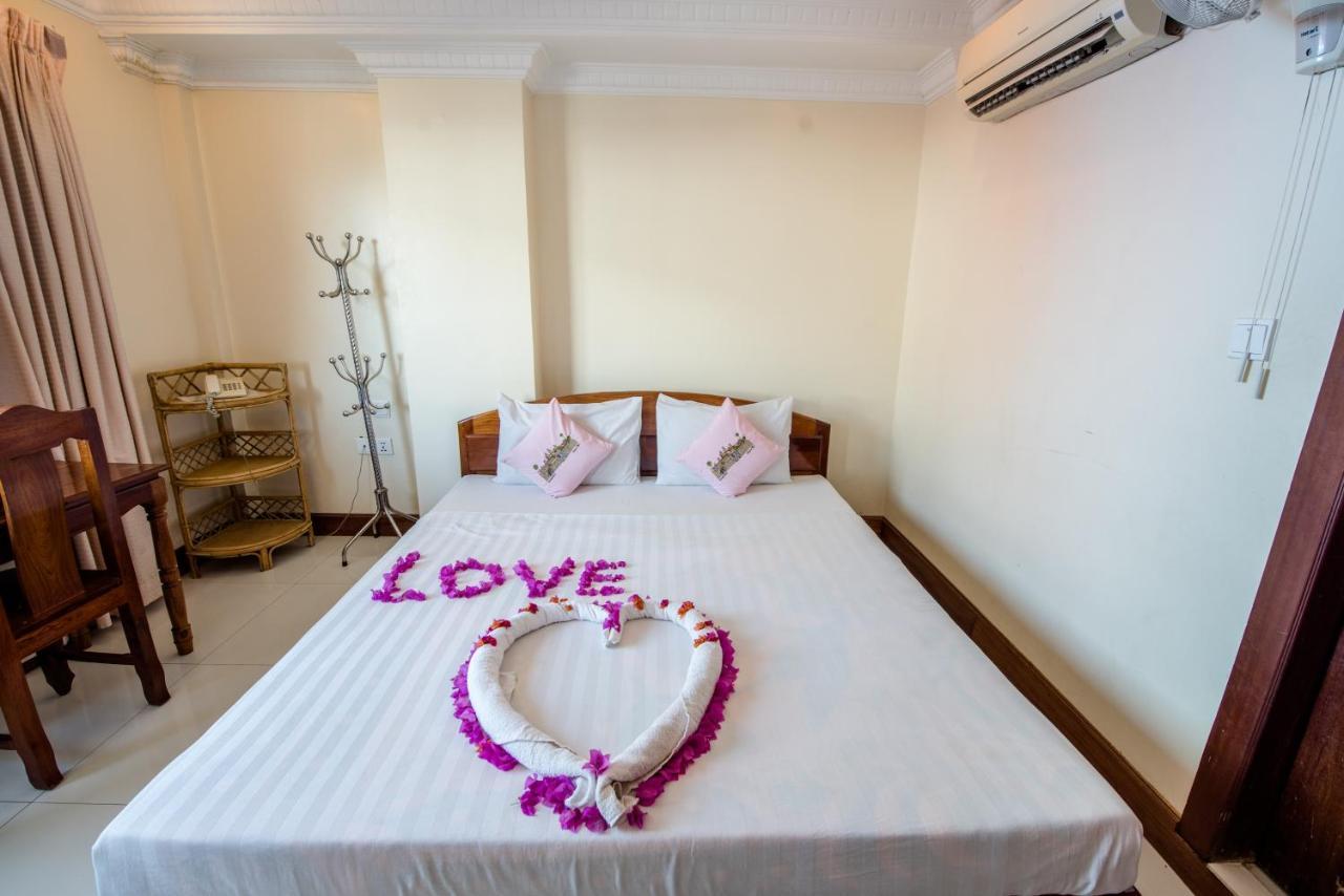 Seng Hout Hotel Battambang Ngoại thất bức ảnh