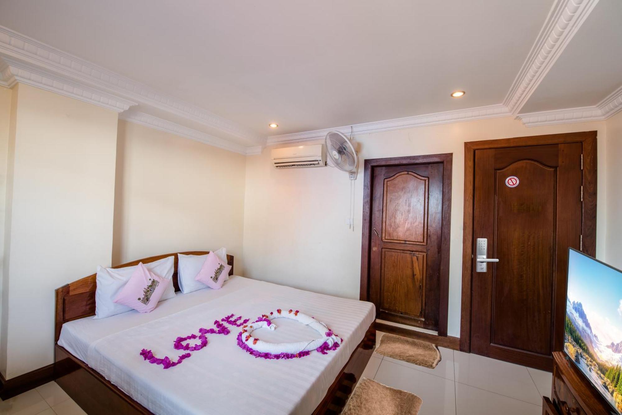 Seng Hout Hotel Battambang Ngoại thất bức ảnh