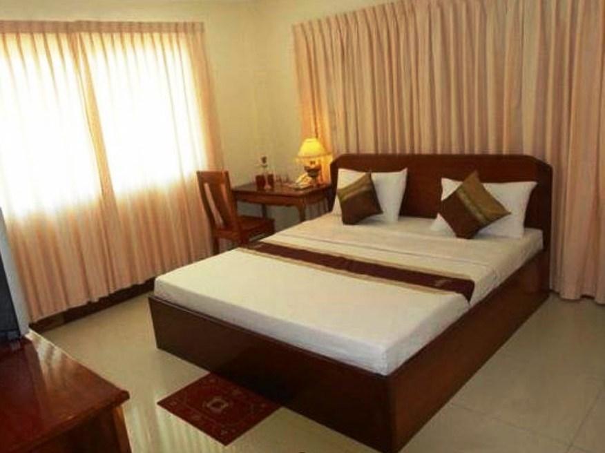 Seng Hout Hotel Battambang Ngoại thất bức ảnh