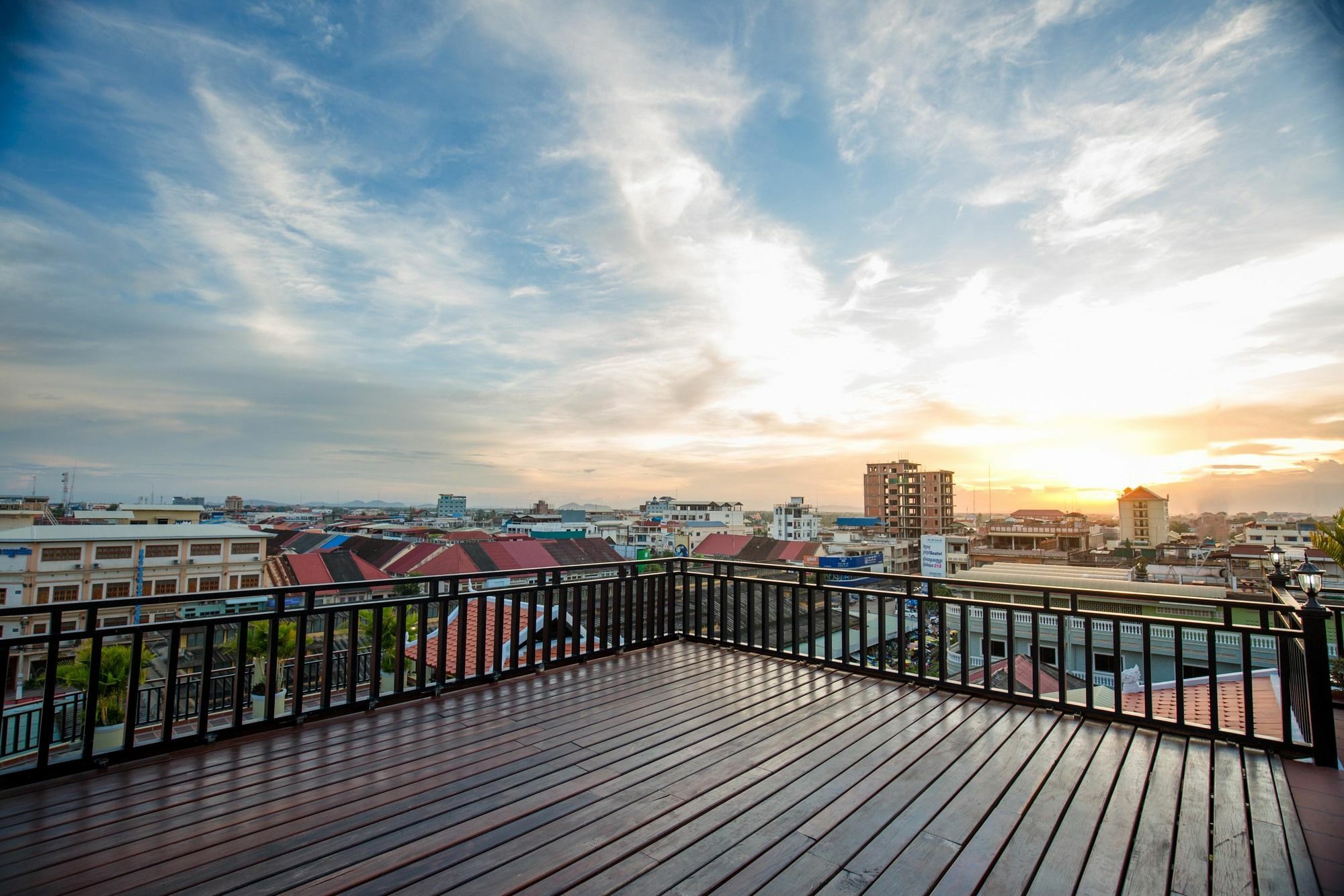 Seng Hout Hotel Battambang Ngoại thất bức ảnh