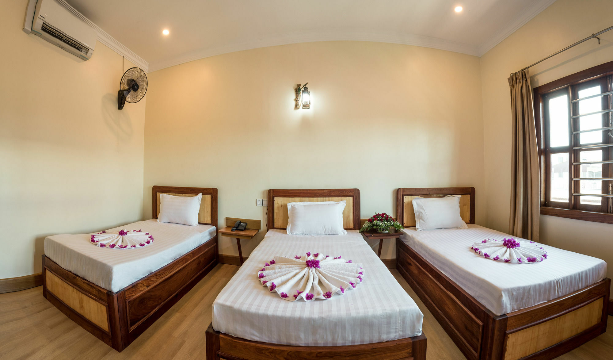 Seng Hout Hotel Battambang Ngoại thất bức ảnh